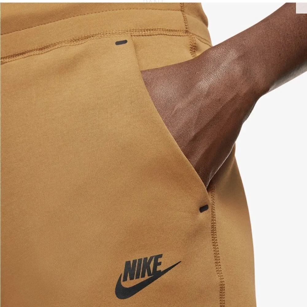 Nike Sportswear Tech Fleece Women's Pants Joggers (Desert Ochre) CW4292-754